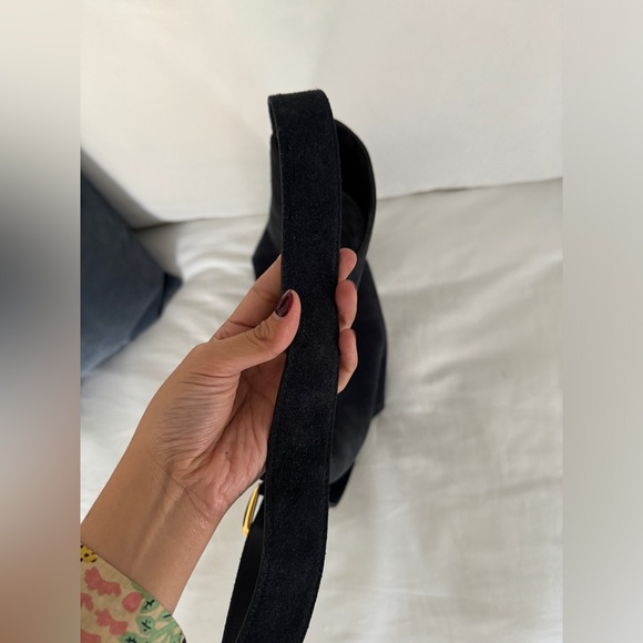 Madewell navy bucket Bag Classic Design - Picture 5 of 6